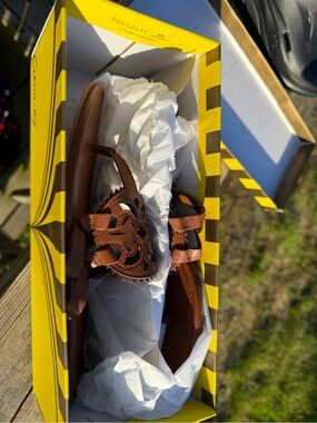 Circus NY. Artisan Canyon Cognac Brown Leather Sandals Size 9M NWT